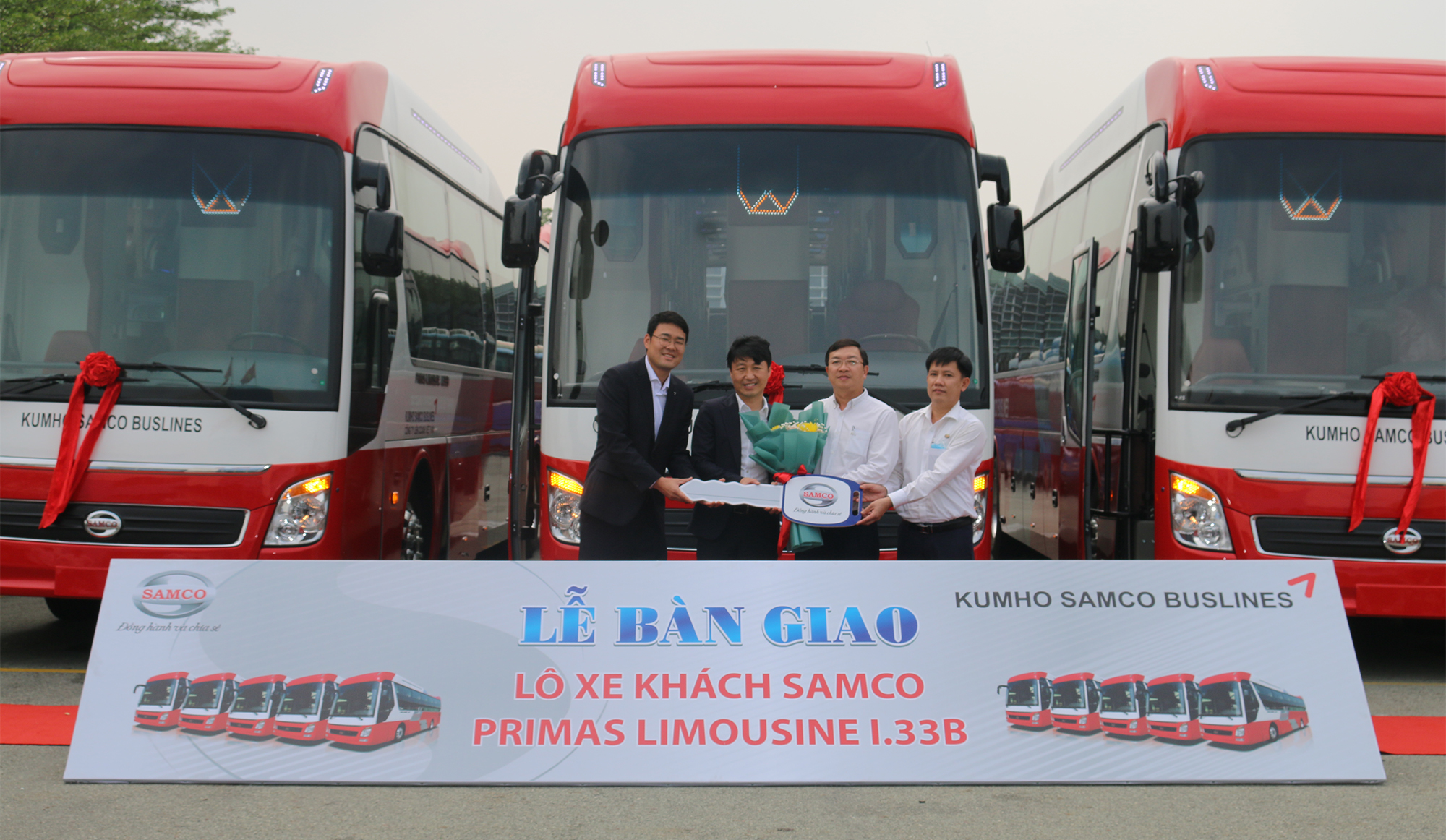 KUMHO SAMCO BUSLINES ĐẦU TƯ LÔ 10 XE GIƯỜNG NẰM SAMCO PRIMAS LIMOUSINE